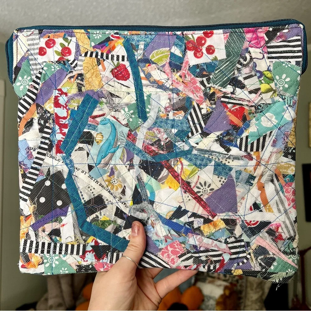 Quilted IPad Case - B&W Striped and Fruits